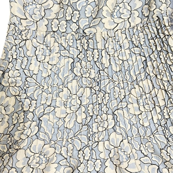 Eliza J Light Blue Floral 3/4 Sleeve fit & flare micro pleated waist Dress sz 4 - Picture 8 of 14